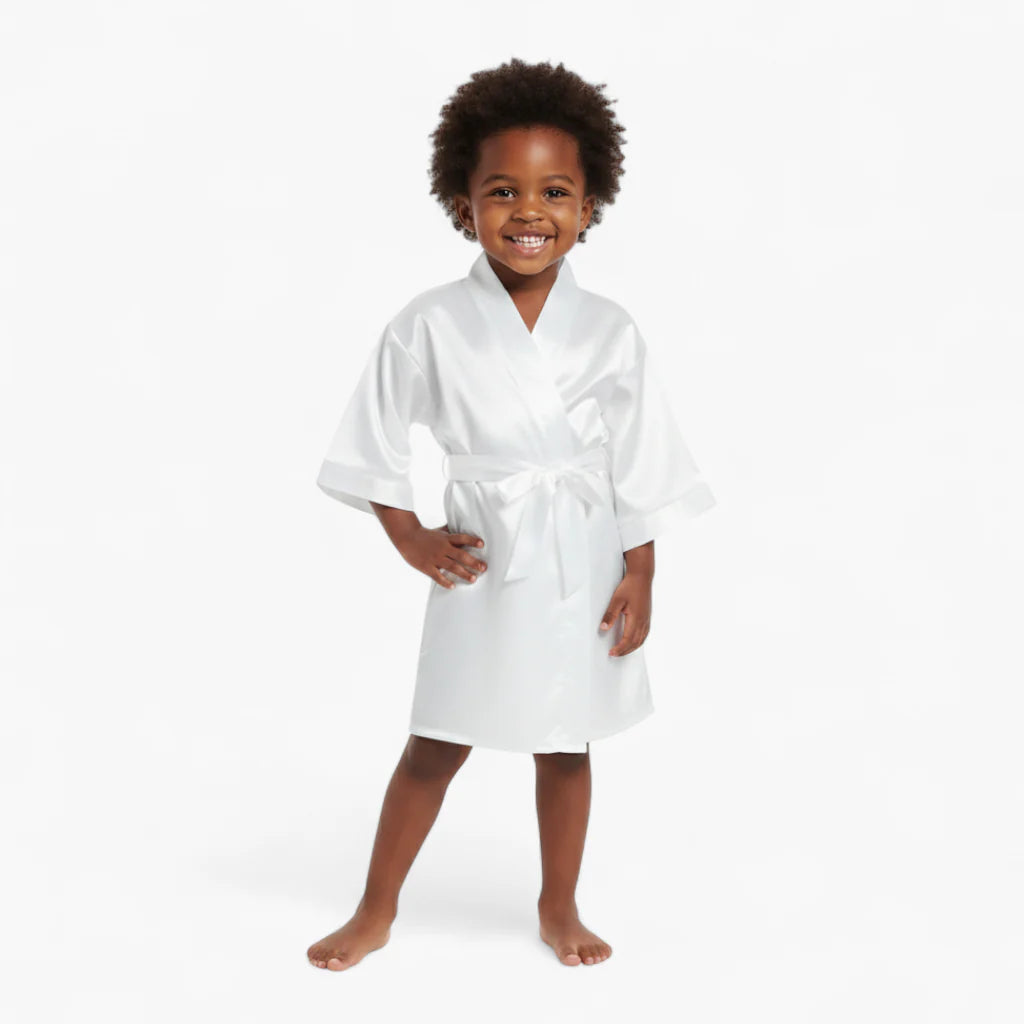 Klassischer Satin-Bademantel für Mädchen