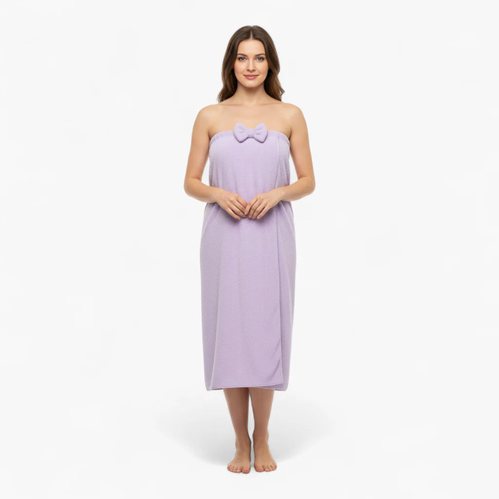 Bademantel und Badezimmer-Set