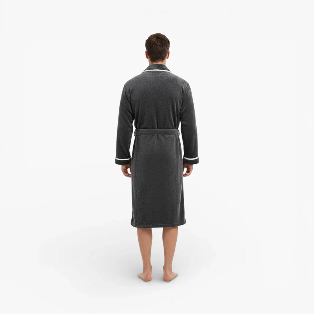 Herrenbademantel aus Samt und Flanell