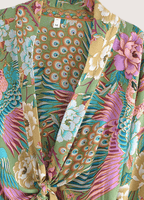 Kurzer Kimono mit Pfauenblumenmuster