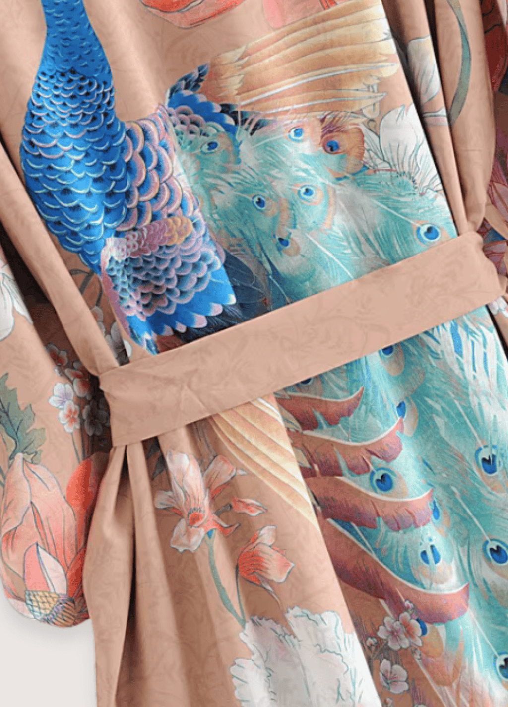 Langer, rosabeiger Kimono | Böhmisches Blumen- und Pfauenmotiv