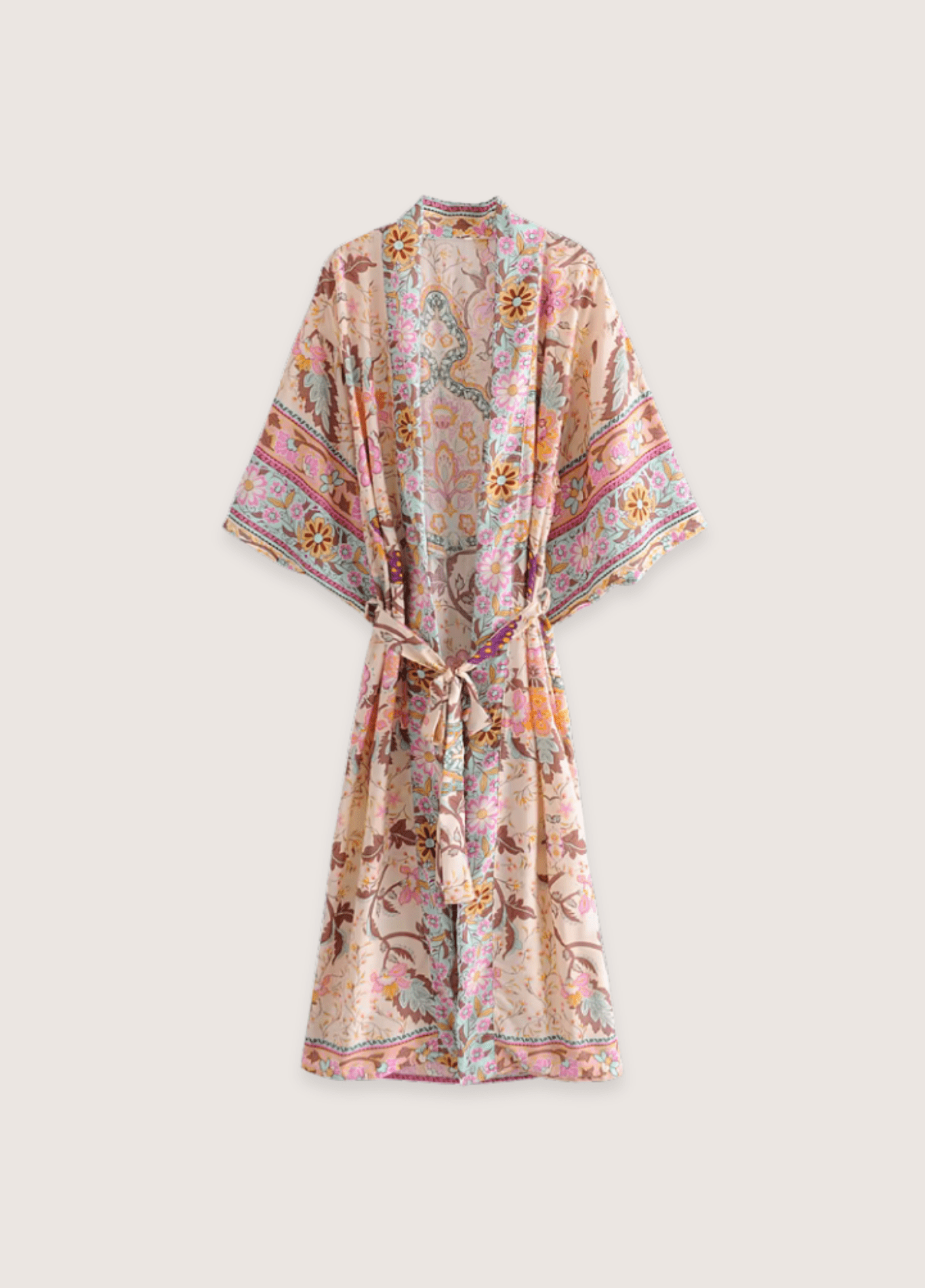 Langer, hellrosa Kimono mit Blumenmuster