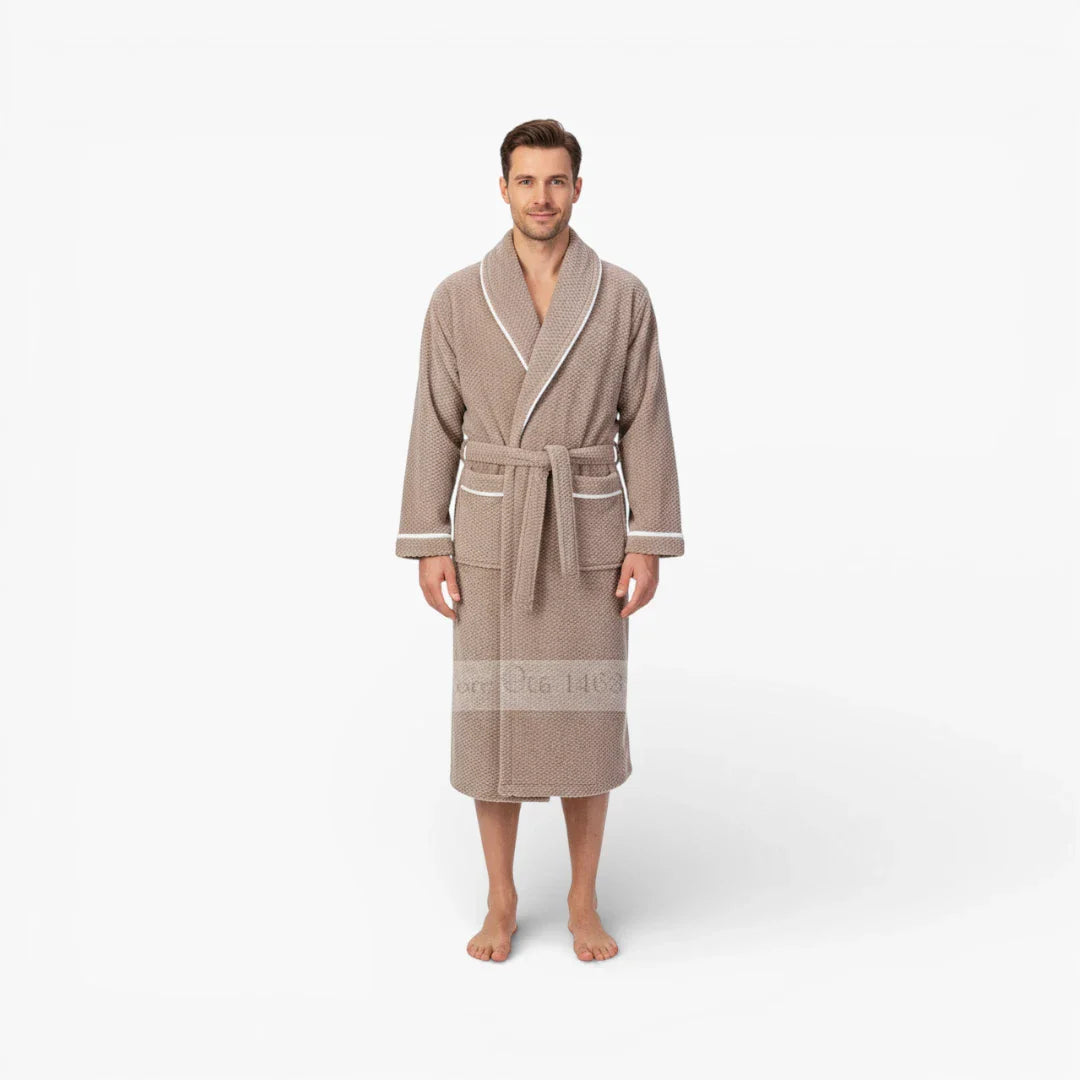 Langer und warmer Herrenbademantel